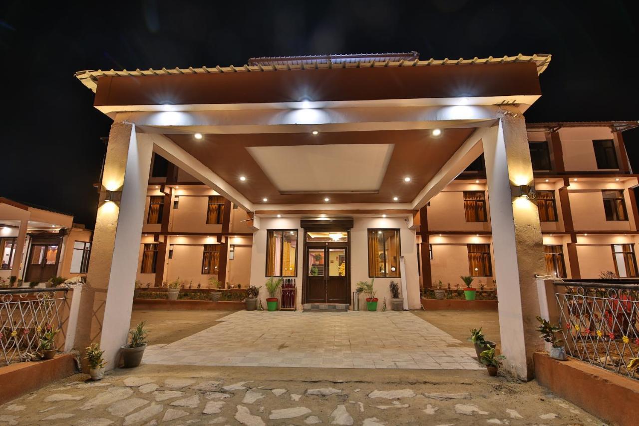 Amritara The Avadh Hotel Badrinath Bagian luar foto