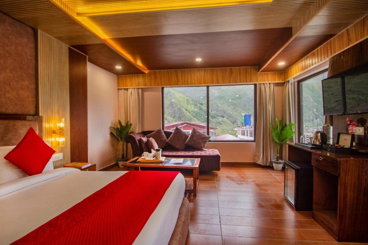 Amritara The Avadh Hotel Badrinath Bagian luar foto