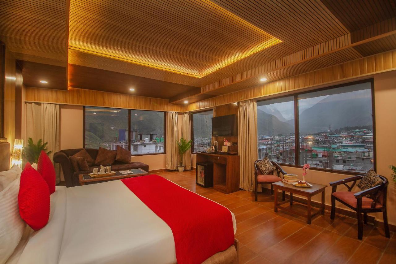 Amritara The Avadh Hotel Badrinath Bagian luar foto