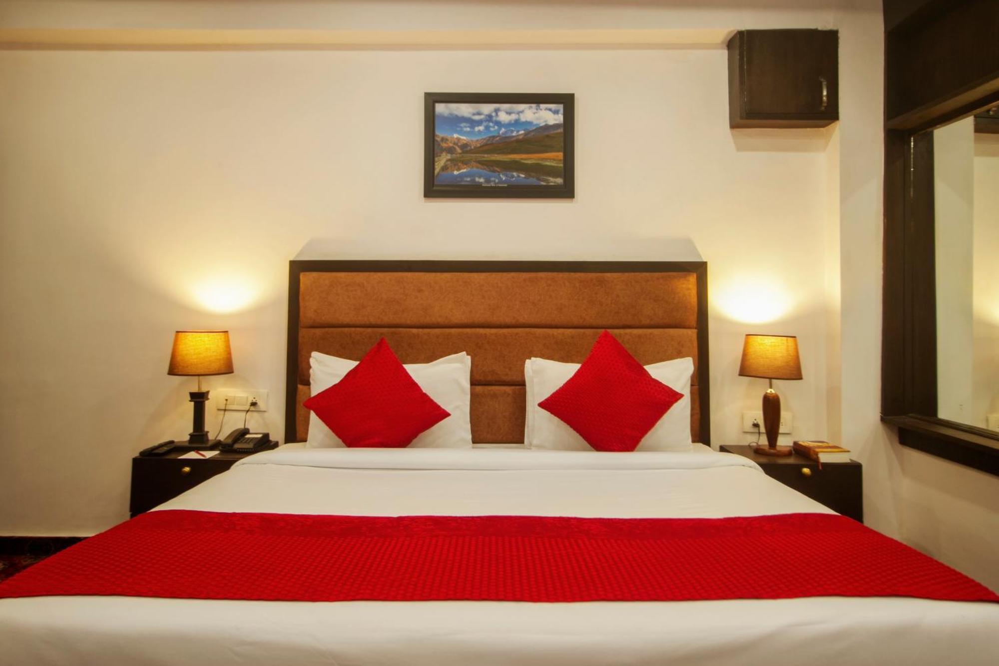 Amritara The Avadh Hotel Badrinath Bagian luar foto