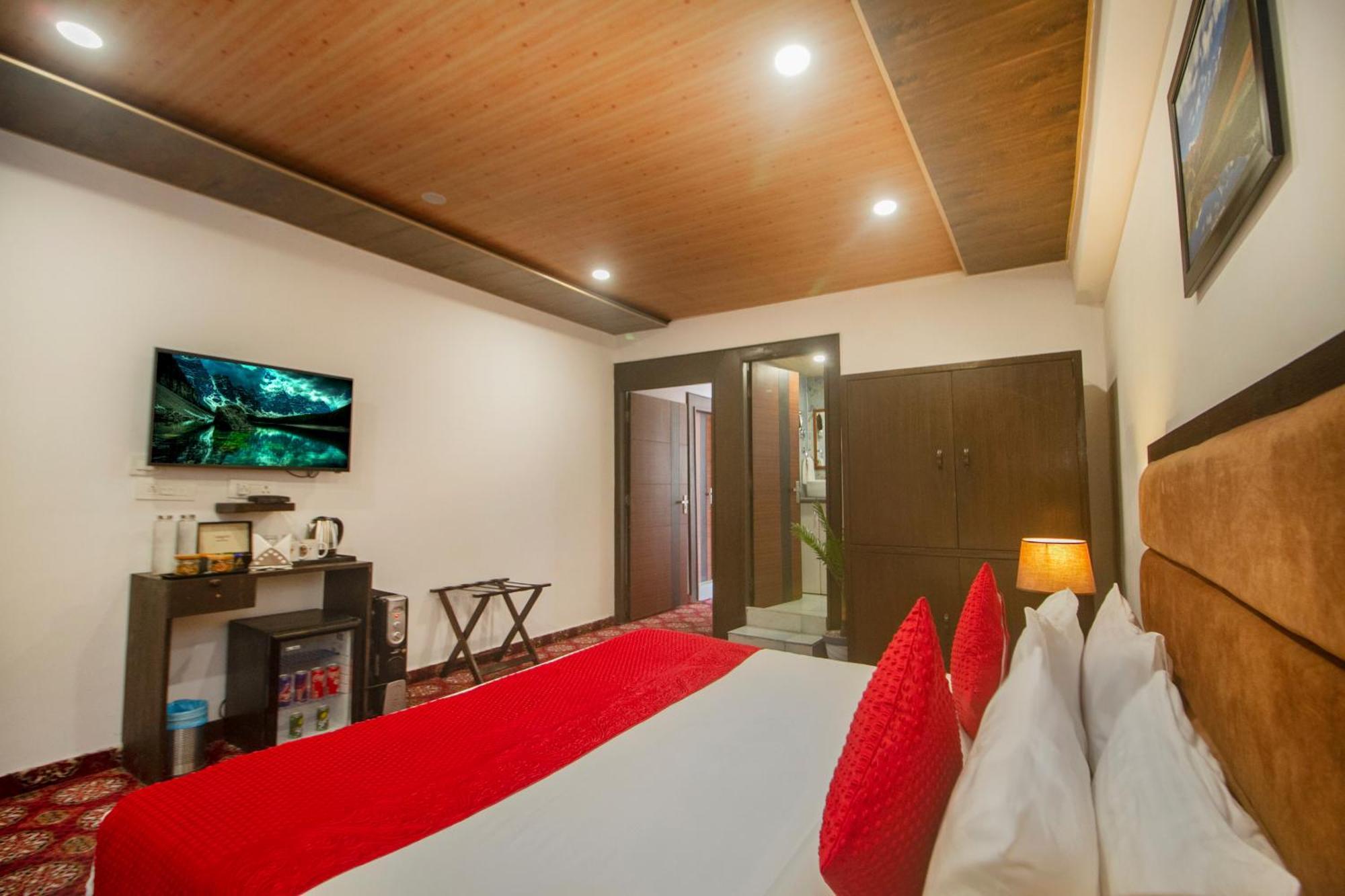 Amritara The Avadh Hotel Badrinath Bagian luar foto
