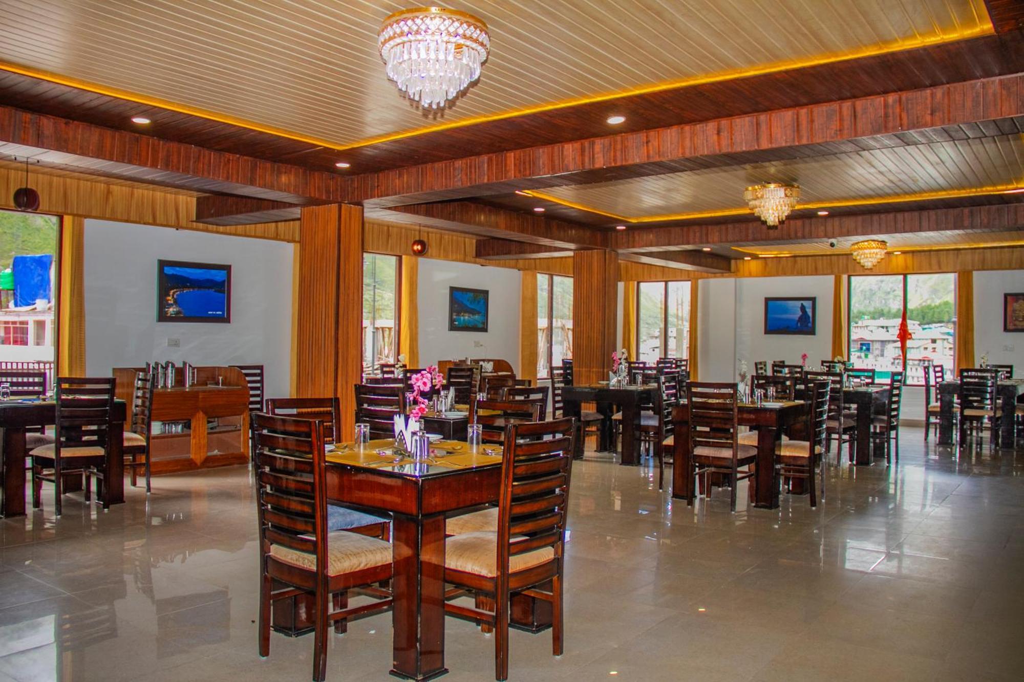 Amritara The Avadh Hotel Badrinath Bagian luar foto