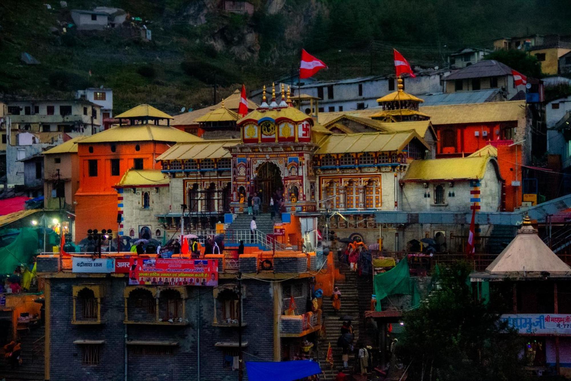 Amritara The Avadh Hotel Badrinath Bagian luar foto