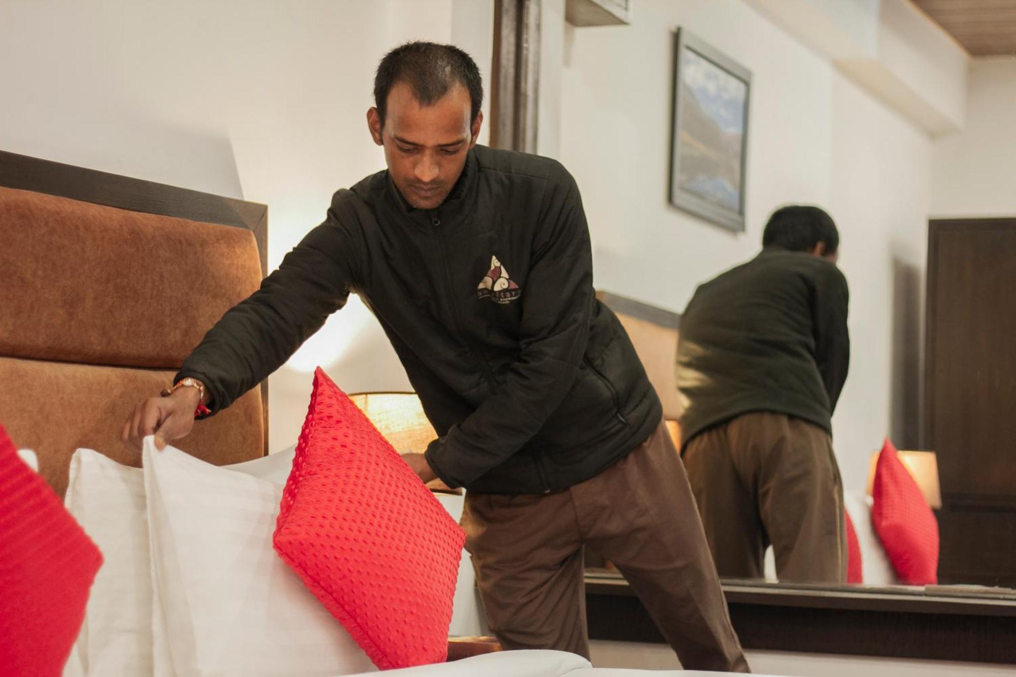 Amritara The Avadh Hotel Badrinath Bagian luar foto