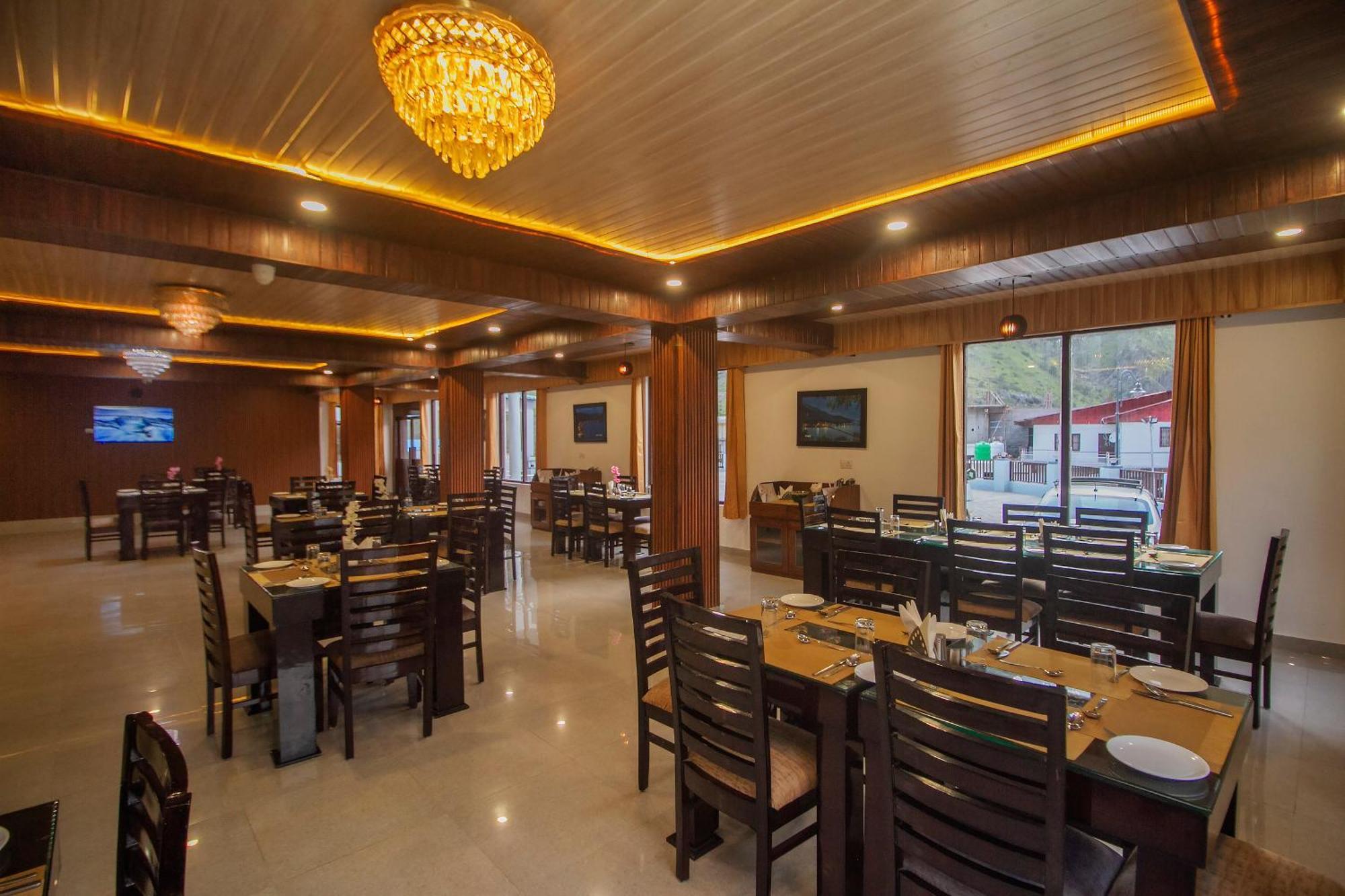 Amritara The Avadh Hotel Badrinath Bagian luar foto